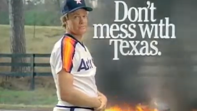 Astros Pitcher Mike Scott promotes Don't mess with Texas.